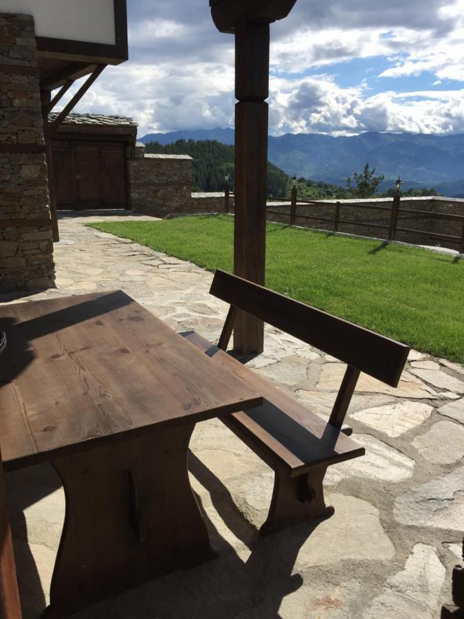 Калпаците - Kalpacite Guest Houses Skrebatno Ngoại thất bức ảnh